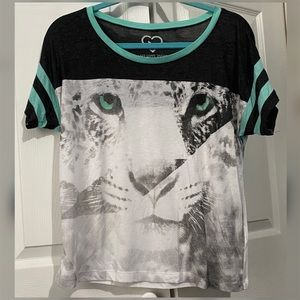 Athletic Cheetah T-shirt